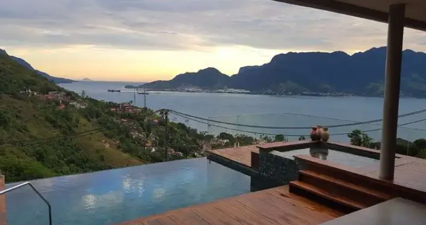 Casa em condomínio fechado com 5 quartos para alugar no Centro, Ilhabela