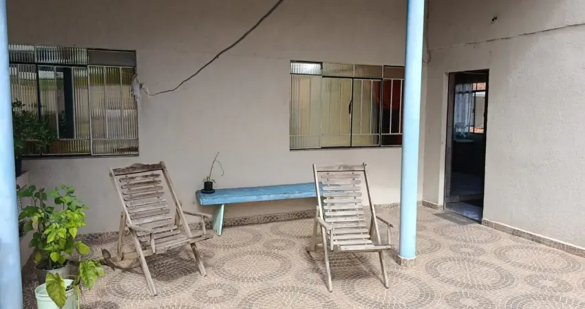 Otima casa em campo largo com possibilidade de duas moradias