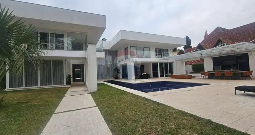 Mansão de luxo à venda com 5 suítes e spa privativo no condomínio tamboré 01 – santana de parnaíba/sp