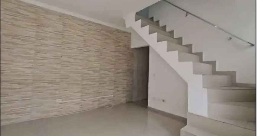 Sobrado à venda - 3 dormitórios (1 suíte) 2 vagas conforto e espaço