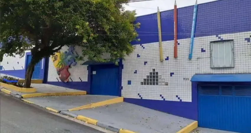 Prédio com 9 salas para alugar na Rua Conceição Pereira, 11, Penha De França, São Paulo