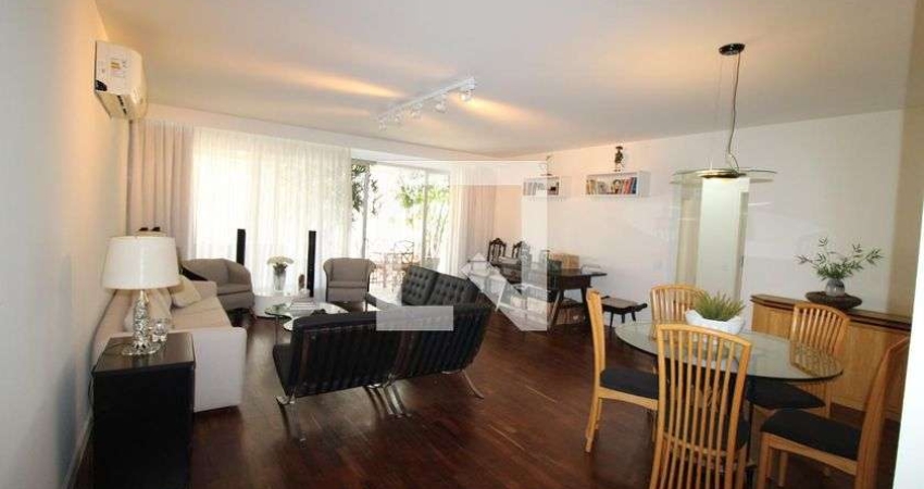 Apartamento para Aluguel - Portal do Morumbi, 4 Quartos,  210 m² - São Paulo