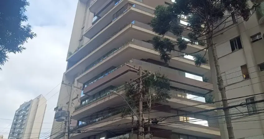 Totalmente mobiliado com eletros - Agua Verde - 239m² privativo