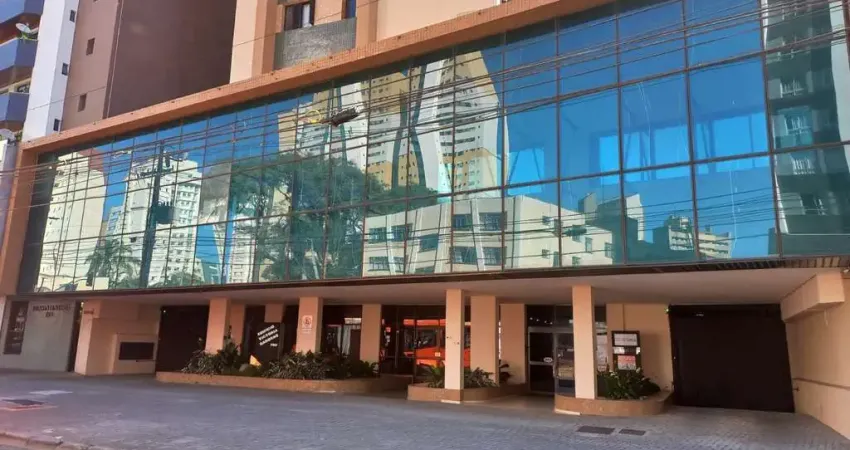 Sala comercial à venda na Avenida República Argentina, 760, Água Verde, Curitiba