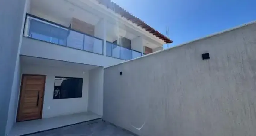 Apresentamos esta excelente casa duplex recém-construída no bairro da luz, em nova iguaçu.