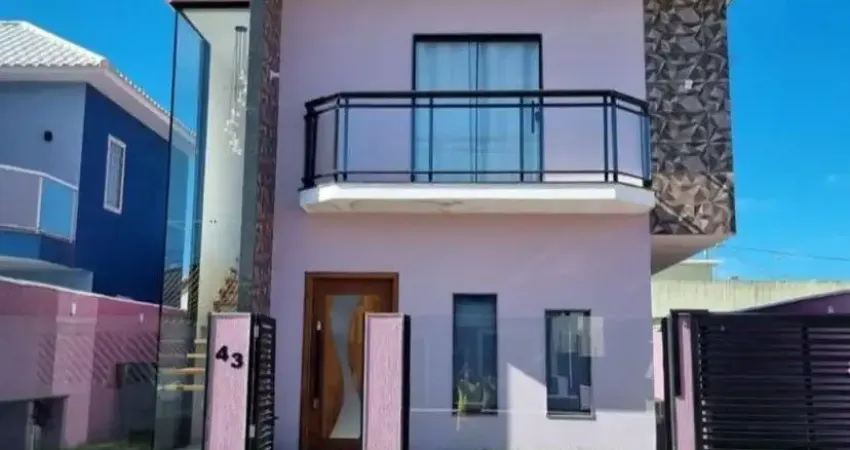 Linda casa em condomínio fechado com segurança 24 horas para vc e família