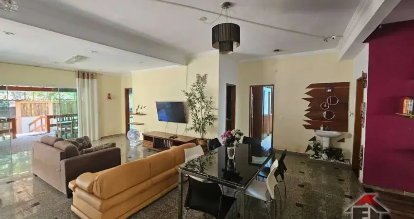 Belíssima casa de condomínio mobiliada no recanto de itaipuaçu