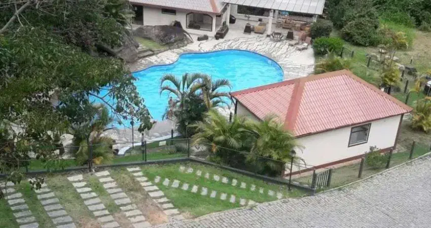 Apartamento com 2 quartos à venda na Estrada Samambaia, 406, Samambaia, Petrópolis