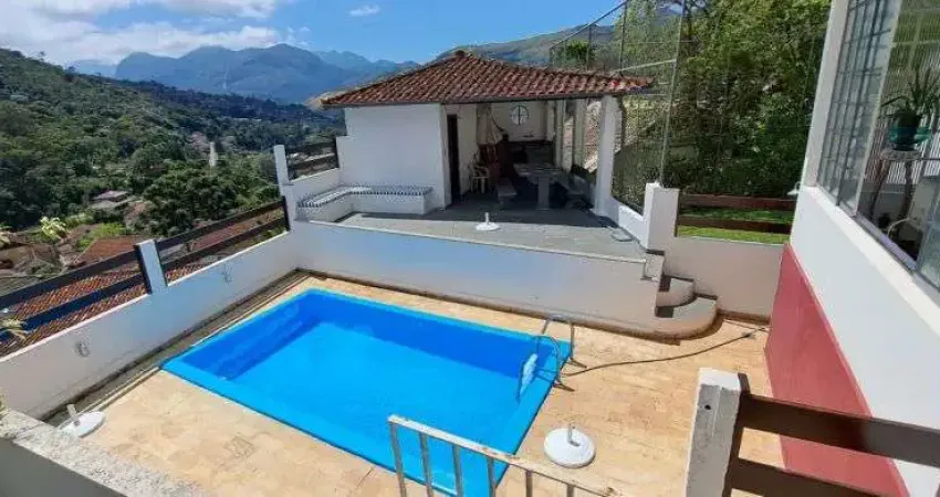 Casa para venda possui 375 metros quadrados com 4 quartos em retiro - petrópolis - rio de janeiro