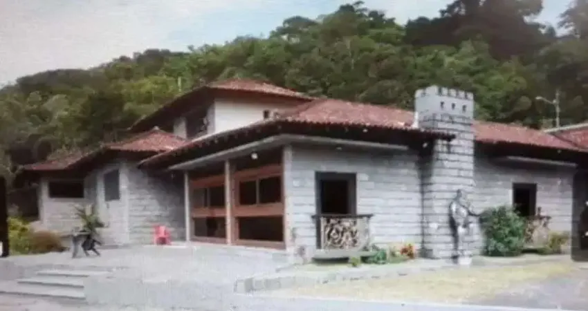 Casa com 3 quartos à venda na Estrada da Independência, Independência, Petrópolis