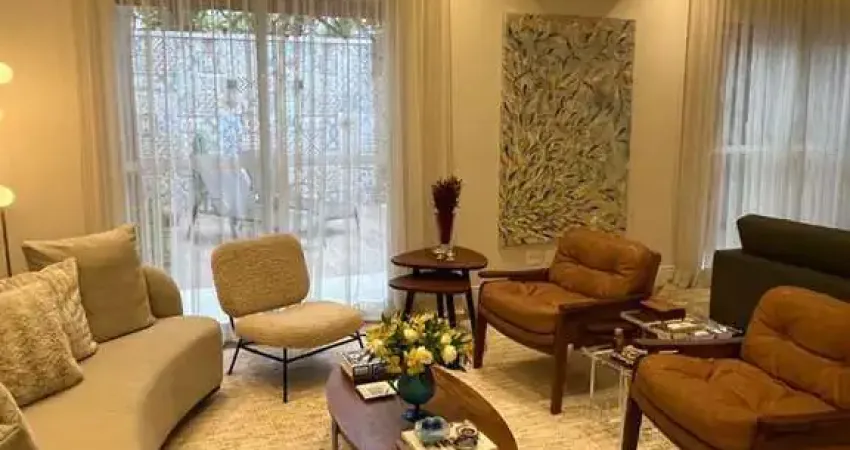 Casa em condomínio fechado com 4 quartos à venda na Rua Bernardino de Campos, Campo Belo, São Paulo