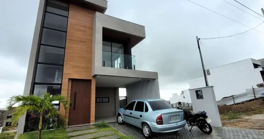 Casa Duplex à venda, no Condomínio Ecoville Residence, em Campina Grande