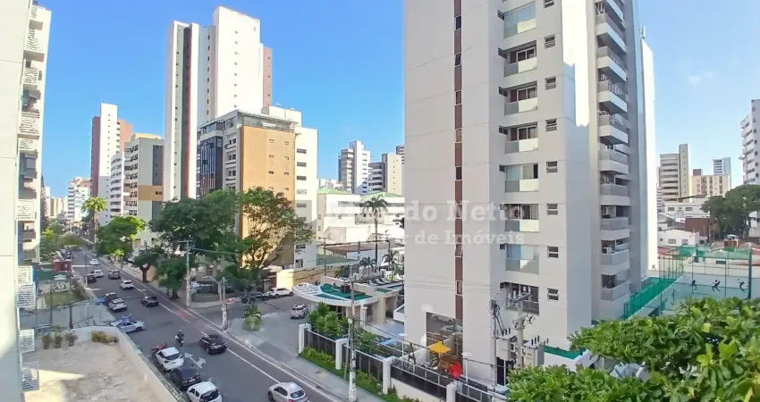 Imóvel com 240 metros quadrados com 3 suítes e lazer no meireles