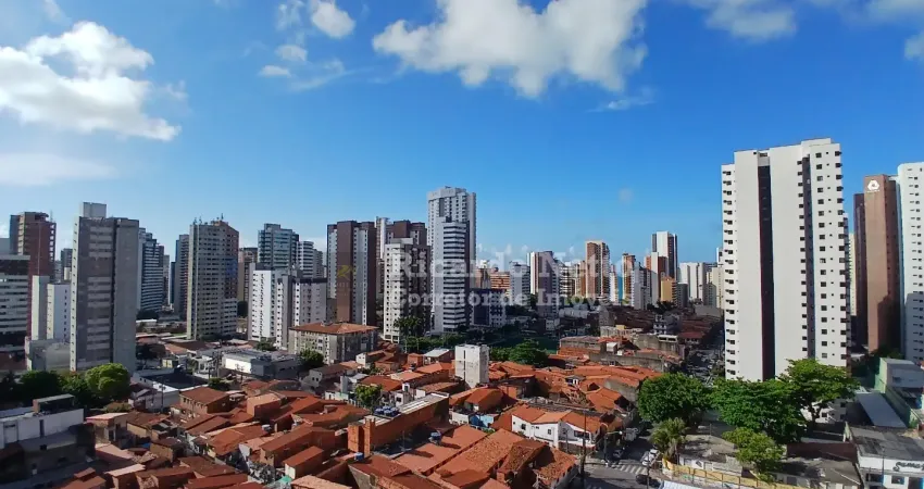 Apartamento com 145m², andar alto Nascente, no Meireles. 3 quartos ( sendo 2 suítes) + DCE, 2 vagas