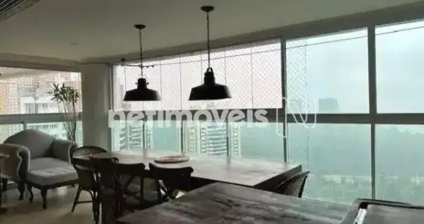 Apartamento com 4 quartos para alugar na Rua Itapaiuna, Jardim Morumbi, São Paulo