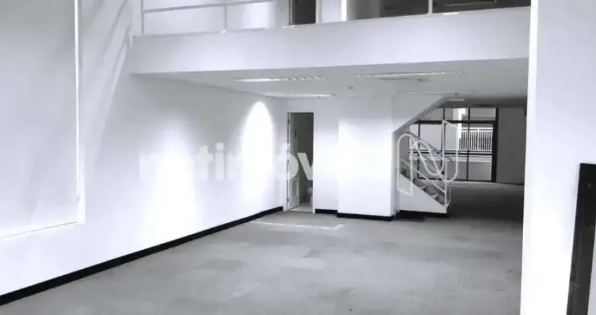 Conjunto comercial no brooklin com 167,36m2 | 4 vagas - r$ 11.000,00 a locação.