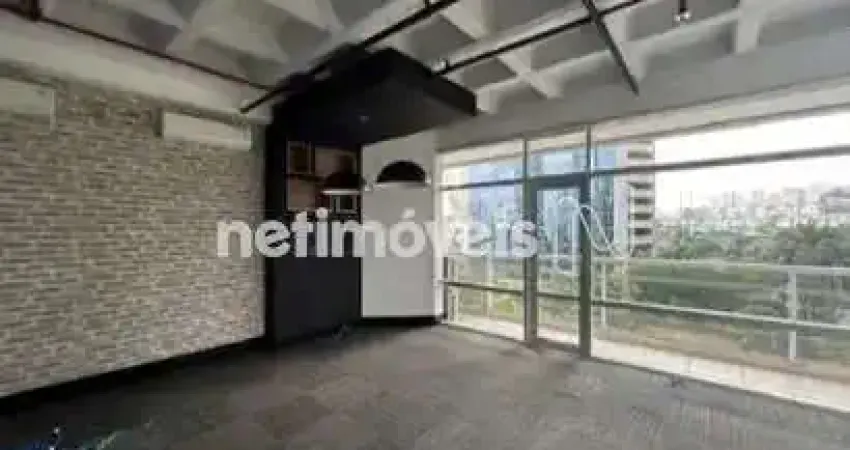 Conjunto comercial no brooklin com 48,33m²; de área útil, disponível para locação ou venda