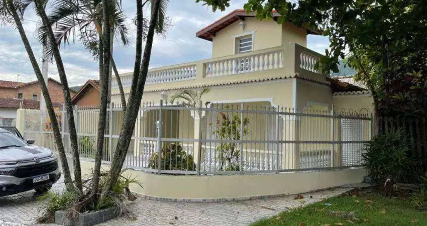 Casa com 4 dorms, Solemar, - Linda - Isolada - Esquina!! - Cód: ACT2632