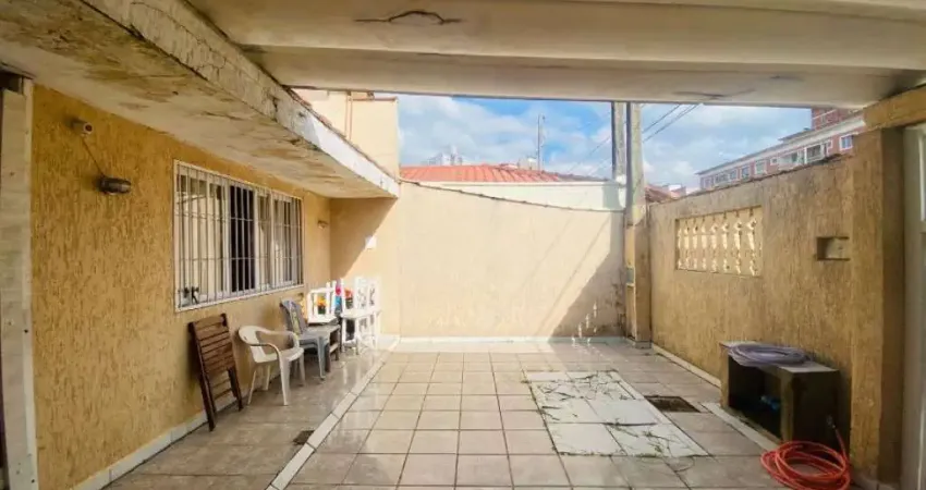 Sobrado na vila tupi com 3 dorms - 5 vagas de garagem - lado praia!!