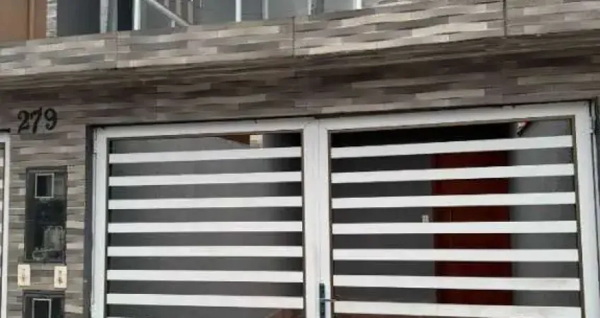 Casa de Condomínio à Venda com 2 Dorms e Sacada com Churrasqueira! - Cód: ACT3350