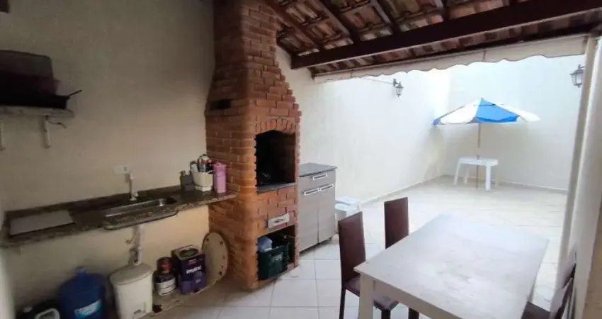 Sobrado de Condomínio - Última Casa com Quintal Privativo!! 2 dorms!!