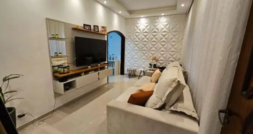 Linda Casa Térrea com 2 dorms 2 vagas - Mobiliada e Financia!