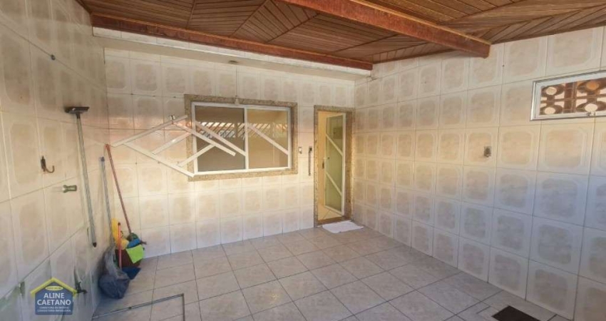 Sobrado Individual com 2 dorms 2 vagas e Financia! Mirim!