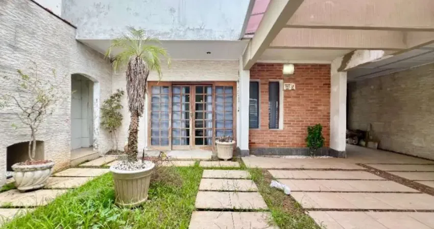 Casa Térrea isolada com Edícula - Churrasqueira e Forno a lenha! Financia!