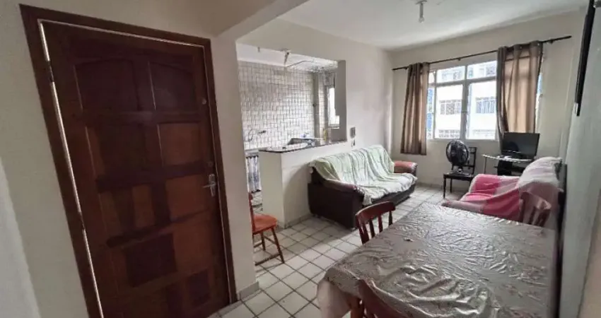 AQUI ESTA O IMÓVEL QUE PROCURA , PARA INVESTIR NO AIRBNB , UMA QUADRA DA PRAIA VILA GUILHERMINA.