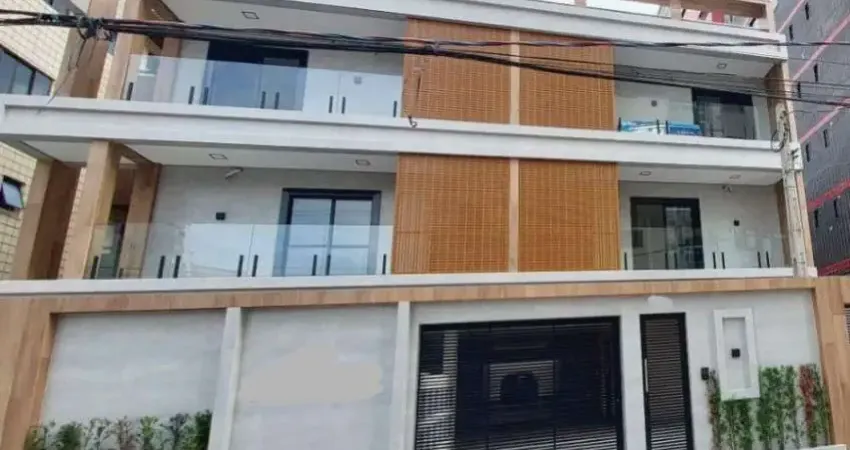 Sobrado à Venda na Tupi - 2 Suítes, Garagem e Churrasqueira Privativas!! - Cód: ACT3422