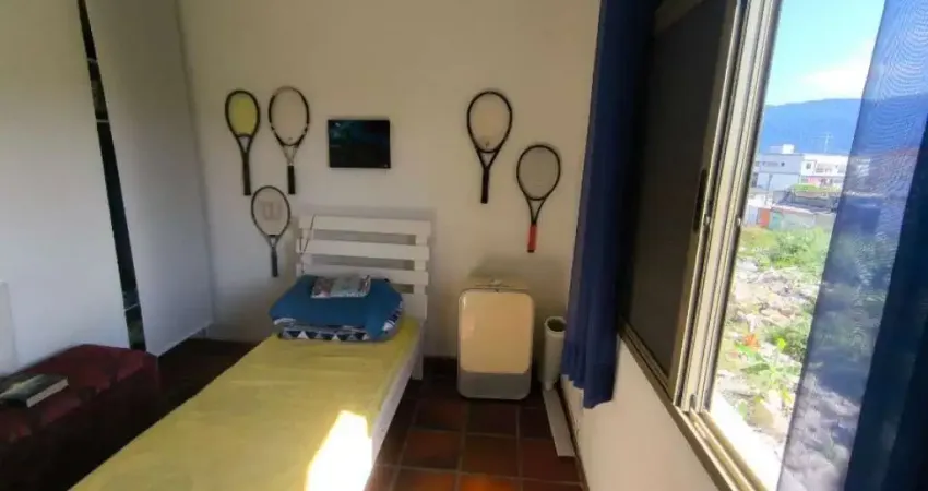 Kitnet localizada no Jardim Real - 350 mts do mar! Financia!