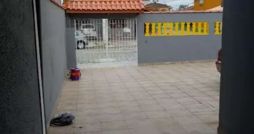 Casa térrea de esquina com 2 dorms 8 vagas de garagem - financia!!