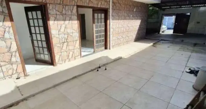 Casa com 4 quartos à venda na RUA CANTO DO FORTE, 111, Canto do Forte, Praia Grande