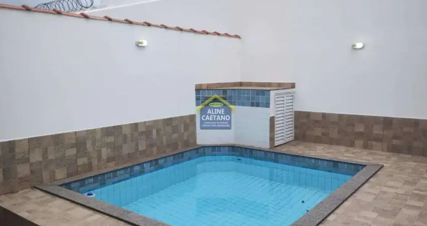 Linda casa térrea geminada lado praia com piscina e churrasqueira a carvão!
