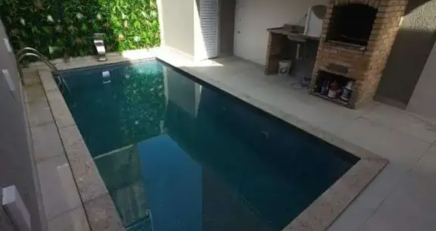 Oportunidade!! casa com piscina e churrasqueira, 02 dorms!!