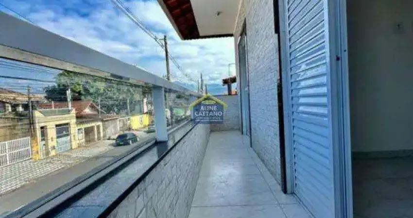 Casa sobreposta alta 2 quartos - com varanda frente rua e financia!!