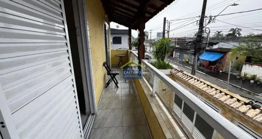 Casa condomínio com 2 dorms frente rua com varanda - financia! tude bastos!