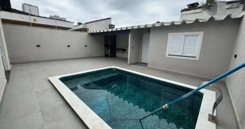 Oportunidade!! casa com piscina, 04 dorms, pertinho da praia!!
