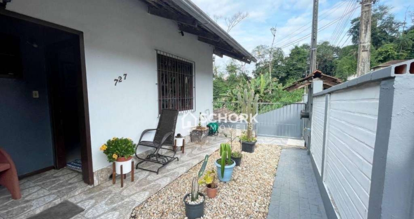 Casa com 2 dormitórios à venda, 100 m² por R$ 600.000,00 - Asilo - Blumenau/SC