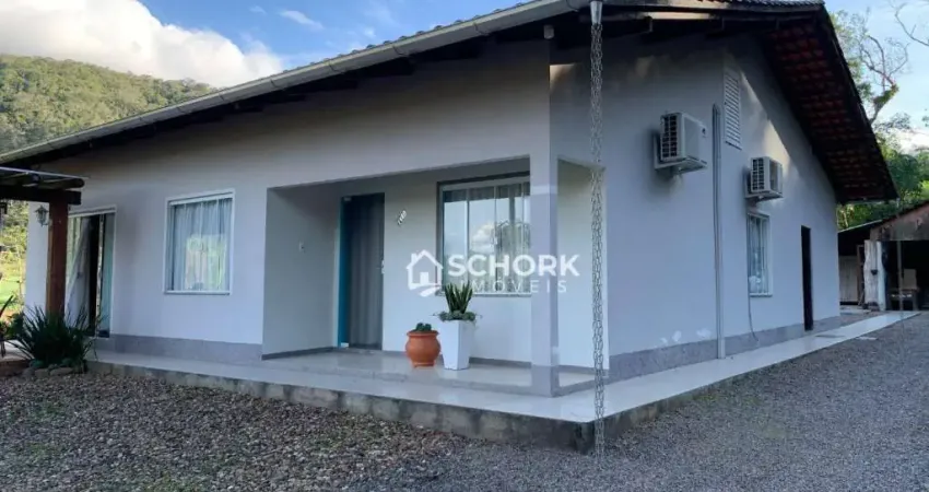 Sítio com 4 dormitórios à venda, 80000 m² por R$ 850.000,00 - São Pedro Velho - Rodeio/SC