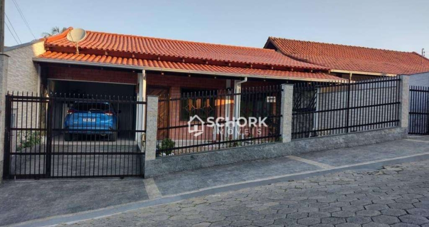 Casa com 3 dormitórios à venda, 218 m² por R$ 695.000,00 - Itoupavazinha - Blumenau/SC
