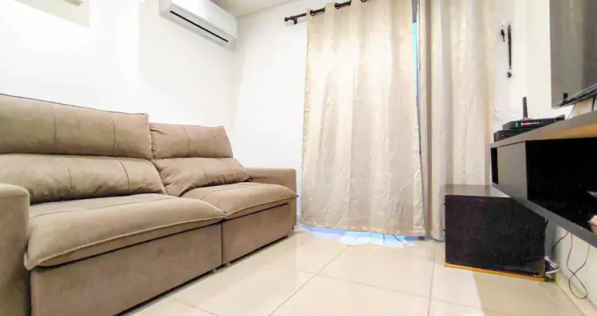 Sobrado com 2 dormitórios à venda, 70 m² por R$ 360.000,00 - Água Verde - Blumenau/SC