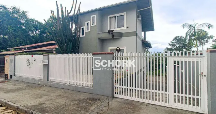 Casa com 3 dormitórios à venda, 170 m² por R$ 790.000,00 - Salto do Norte - Blumenau/SC