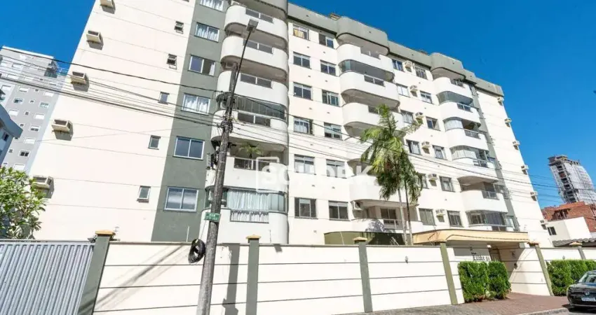 Apartamento com 2 dormitórios à venda, 111 m² por R$ 590.000,00 - Velha - Blumenau/SC