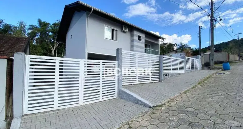 Casa com 3 dormitórios à venda, 204 m² por R$ 900.000,00 - Passo Manso - Blumenau/SC