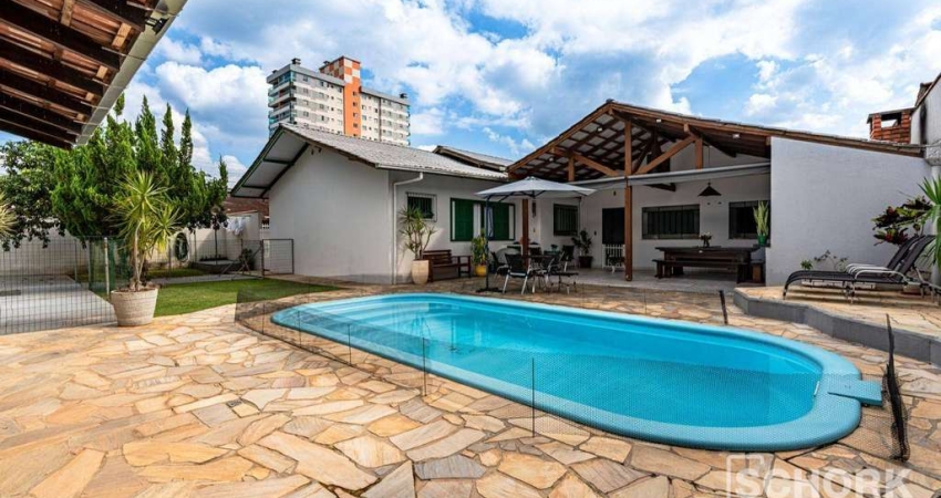 Casa com 4 dormitórios à venda, 295 m² por R$ 995.000,00 - Itoupava Central - Blumenau/SC