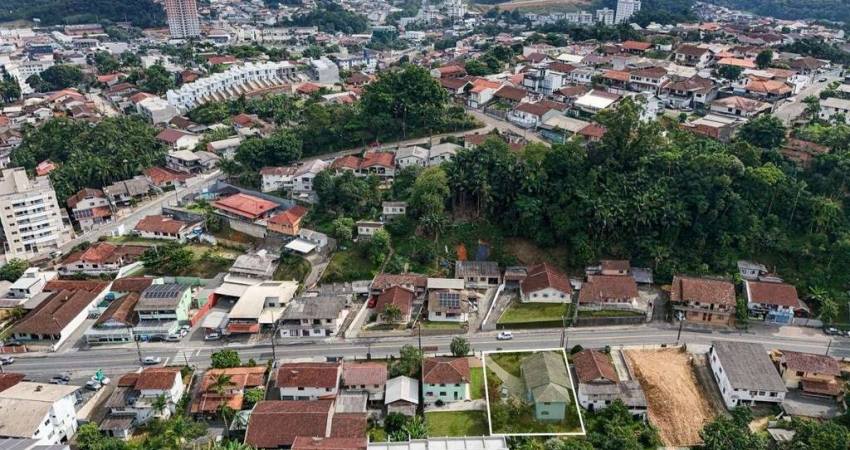 Casa comercial com 3 dormitórios à venda, 219 m² por R$ 550.000 - Tribess - Blumenau/SC