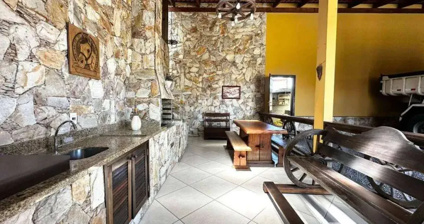 Casa com 3 dormitórios à venda, 230 m² por r$ 850.000,00 - água verde - blumenau/sc