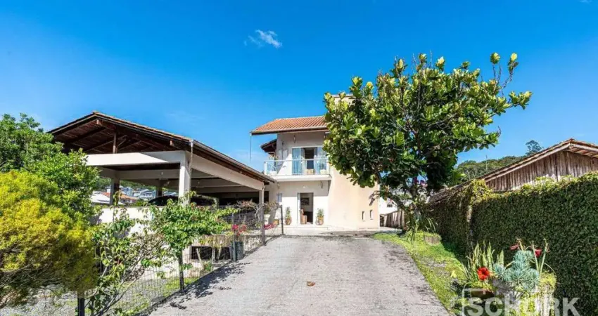 Casa com 3 dormitórios à venda, 152 m² por r$ 1.800.000,00 - itoupava central - blumenau/sc