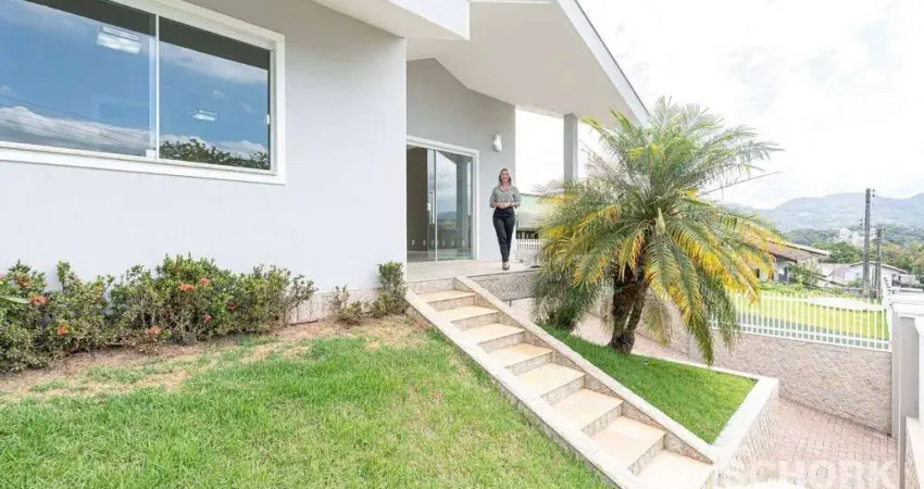 Casa com 3 dormitórios à venda, 180 m² por r$ 1.100.000,00 - itoupava central - blumenau/sc